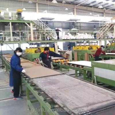 China Kitchen counter top and bathroom countertops made in China manual small quartz artificial stone slab production line, outdoor quartz plate small production machine factory for sale