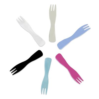 China Disposable Disposable Plastic Forks Wavy Forks For Cake for sale