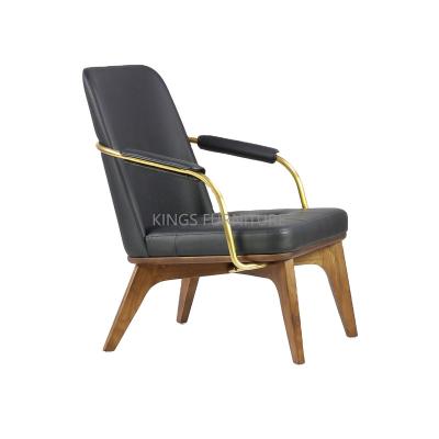 China New Europe Design Traditional Hotel Lounge Wooden Leather Lounge Chair for sale