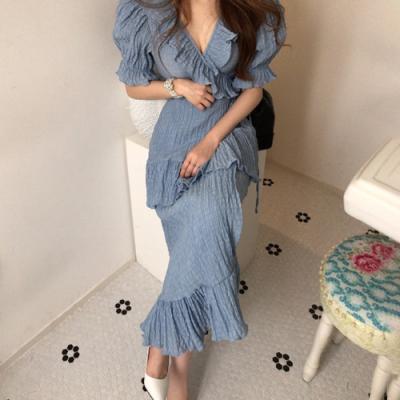 China No Nothing Spring 2021 Wholesale Korean Knitted Knitted Puffy Sleeve Fake Puffy Dress Summer And Elegant Two-piece Dress Long for sale