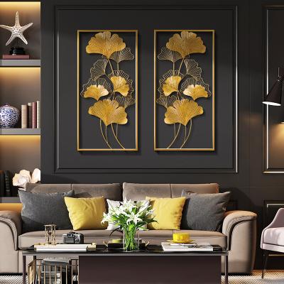 China Art Decor Simple And Light Gingko Leaf Design Metal Wall Decor Luxury European Minimalist Living Room Interior Wall Metal For Hotel for sale