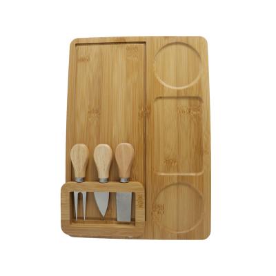 China Viable Personalized Gift Meat Charcuterie Platter Serving Tray Bamboo Cheese Board Set with Stainless Steel 3 Knife for sale