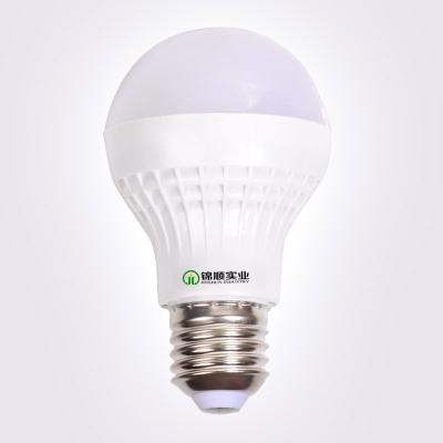 Chine Base globale 250lm AC85-265V des lumières d'ampoule de la lampe G50 3W LED E27 à vendre