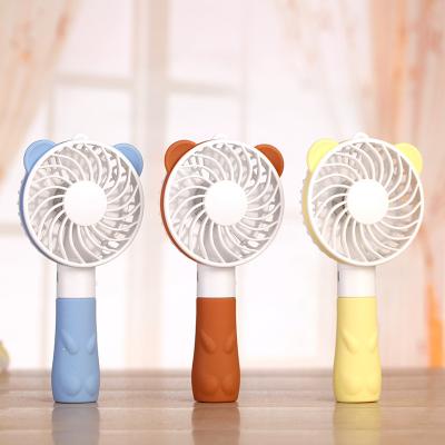 China Beautiful handy little motor USB rechargeable battery and desktop fan for sale