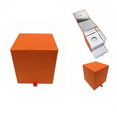 China Recycled Materials Multiple Color Magnet Closure Clamshell Paper Cube Luxury Customized Durable Luxury Square Gift Box For Candles for sale