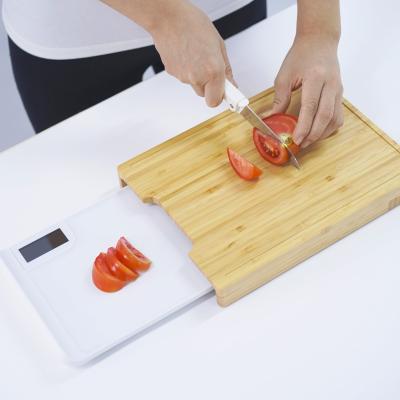 China All-in-one Electronic Eco-Friendly Food Chopper Cutting Board Bamboo Wooden Scale for sale