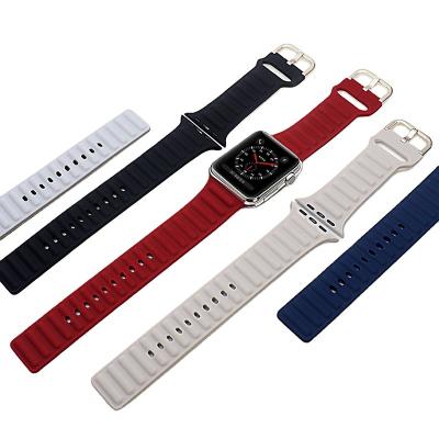 China Non-Specific Wholesale Silicone Watch Bands Strap For Apple Watch Series 6 Se 5 4 3 2 1 Replacement Strap for sale