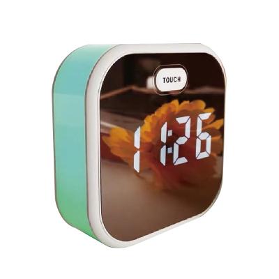 China Calendars Changing Night Light Table Led Digital Clock With Alarm Function for sale