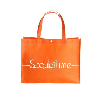 China New Design Custom Recyclable Button Closure Non Woven Shopping Bag Recyclable for sale