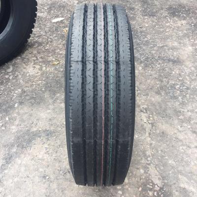 China Tire 275/70R22.5 Radial Truck TBR Natural Rubber China Truck Tubeless Truck Tire for sale