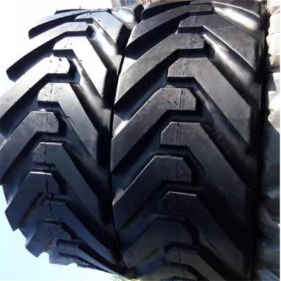 China Industrial Filled Solid Tires 445/50D710 385/65D22.5 355/55D625 14-24.5 15-625 240/55D17.5 for sale