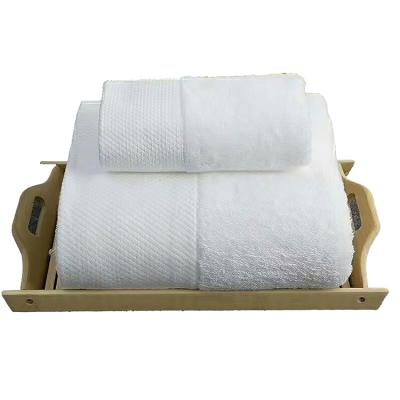 China Hotel bath towel wholesale easy viable, low price, 100% cotton, soft and comfortable to absorb water and dry for sale