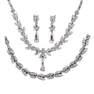 China SS004 Latest Full Diamond Necklace Bracelet Earrings Trendy Brilliant Luxury Bridal Jewelry Set for sale