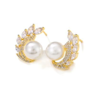 China ES039 FASHIONABLE design hot selling pearl luxury dangle clip on earrings 2021 INS 925 stud earrings jewelry for women for sale