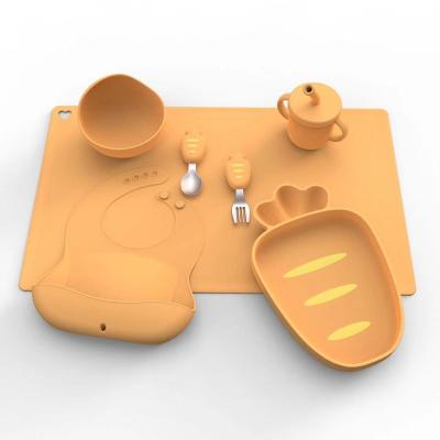 China CLASSIC Infant Bowl Eating Spoon Place Mat Toddler Food Grade Tableware Bpa Free For Kids Bowls Dishes Dining Silicone Baby Feeding Set for sale