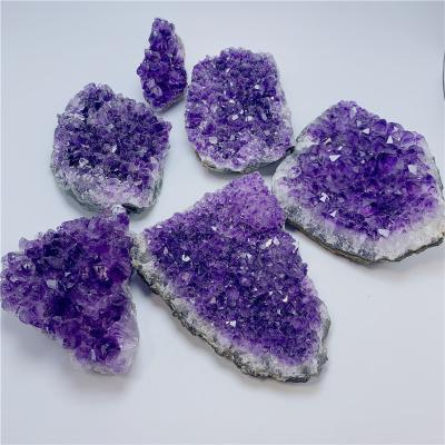 China Wholesale Natural Healing Crystals Reiki Group Quartz Europe Amethyst Mineral Art Home Decor for sale