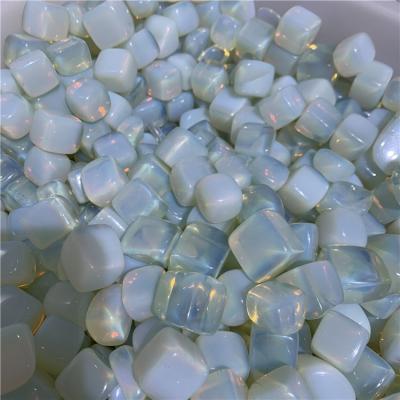 China Similar europe wholesale price white opal polished stone for cubing reiki healing crystals tumbled stones for home decoration for sale