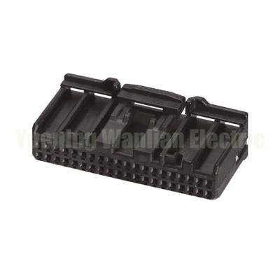 China 40 Pin 1379671-1 Connector Terminal Rubber Shell Automotive Electronics Wire Connector 0.7 Series for sale