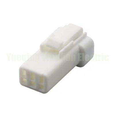 China 03R-JWPF-VSLE-S Automobile Plug Waterproof Butt Connectors 3 Pin Core Connector for sale