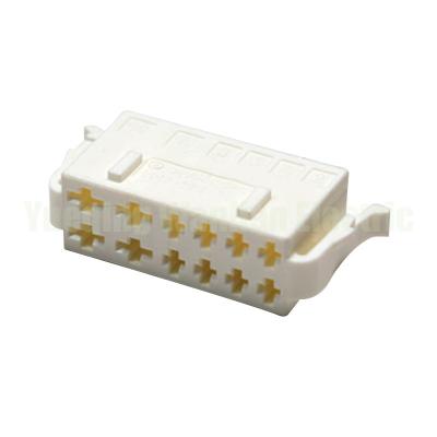 China 12 Pin 1118-3724500 Car White Connector Female Connector Car Harness Connector Plug for sale