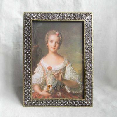 China Environmental friendly antique bronze plating with clear rhinestones Jeweled 4x6 inch metal alloy picture photo table top view for sale