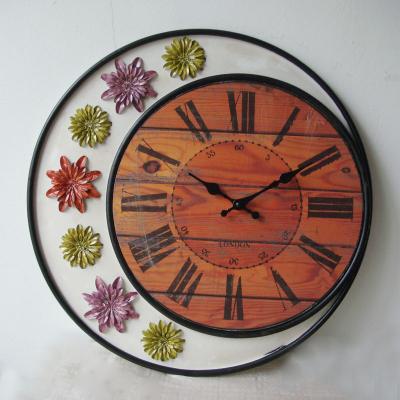 China Vintage Style Round Iron Shaped Wooden Wall Clock With Round Decor Flowers for sale