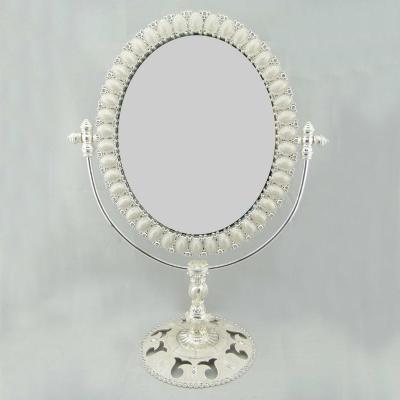 China Oval Desk Mirror Silver Plating Hand Painted Tabletop Mirror And White Jeweled Metal Swing (P07064Lc) for sale