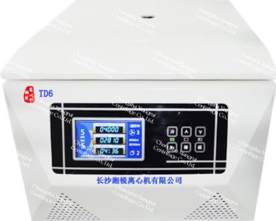 China Medische centrifugemachine met een grote capaciteit en een lage geluidsdruk CE-goedkeuring Te koop