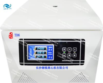 China CE-gecertificeerde medische laboratoriumcentrifuge 4x1000ml Rotorcapaciteit 6060xg kracht Te koop