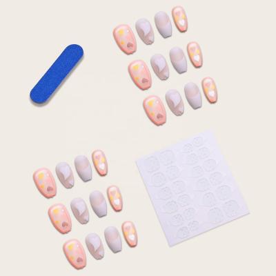 China 24 Pieces/Box Cute Heart Artistic Natural Press On Fake Nails Artificial False Nail for sale