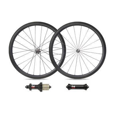 China Road Bikes OEM Logo 700C Novatec Hub Carbon Road Bike Wheels 28mm Wide 40mm Deep Tubeless for sale