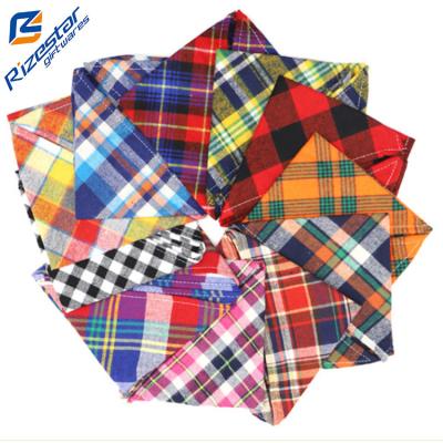 China Manufacturer Wholesale Custom Logo Design Plaid Pattern Cotton Viable Pet Accessories Triangle Bandana For Dog for sale