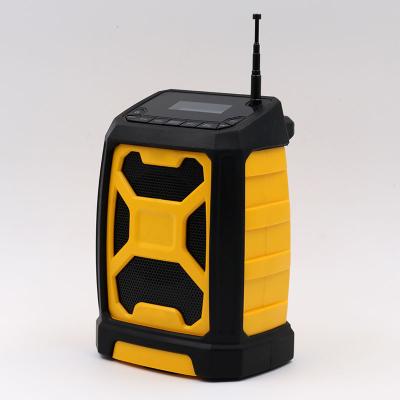 China Digital Display FM/DAB+/BT Digital Radio Jobsite Radio FM/DAB+ New Arrival Water Resistant Radio for sale