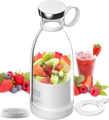 China 2022 Outdoor Hot Newly Sell Design Portable Household Fruit Juicer Blender USB Juicer Cup for sale