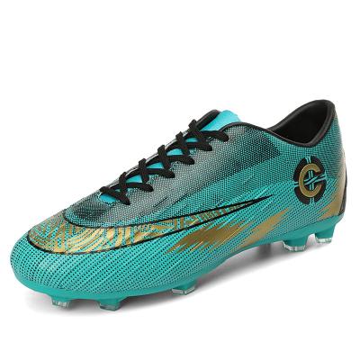 China 2020 Mens Soccer Cleats Lace Up Soccer Shoes Athletic Light Weight Running Comfortable Outdoor Turf Shaping 8911 Soccer Shoes for sale