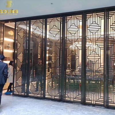 China Modern Factory Customized Modern Design Metal Folding Screen Room Divider Decorative Cheap Metal Screen Partition 304 for sale