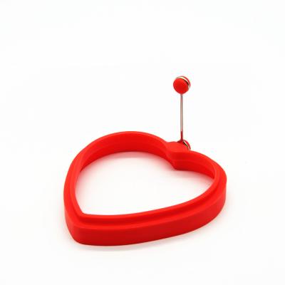 China Hot Selling Viable Viable Egg Ring Stainless Steel Handle Heart Shape Fried Round Egg Ring With Stick Silicone Egg Handle No for sale