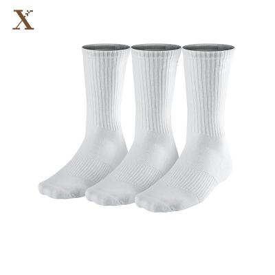 China QUICK DRY XX-A 055 Us Athletic Sports Plain White Socks Branded Athletic Sport Socks White 100% Cotton for sale