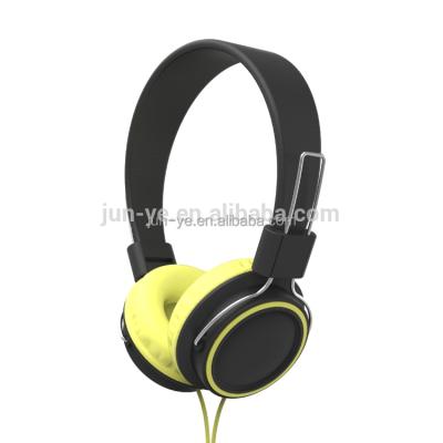 China Cheap Headband Rohs Headphone Noise Canceling Earphone Wired Headset For TV for sale