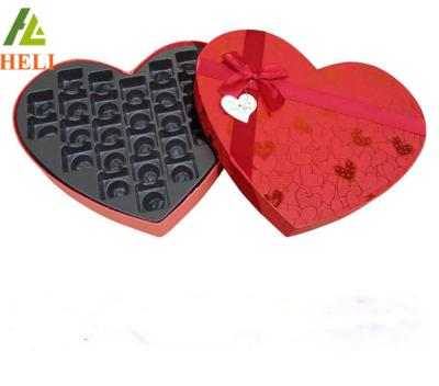 China Disposable Heart Shape Plastic Chocolate Boxes For Package Leaflet Box for sale