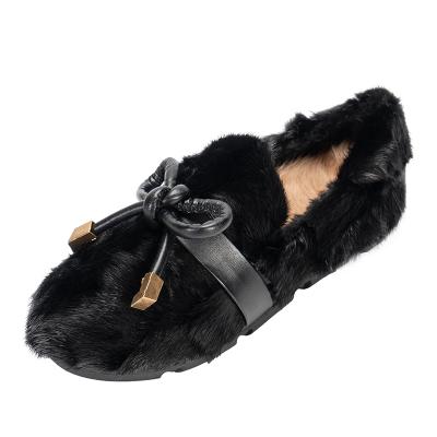 China Fashion Trend Women's Comfortable Furry Genuine Plush Flat Shoes Ladies Winter Slippers for sale