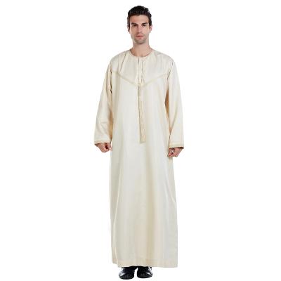 China Wholesale Soft Feeling Muslim Arab Men Long Robe Middle East Thobe Embroidered Tassel Robe Man Abaya With Pocket for sale