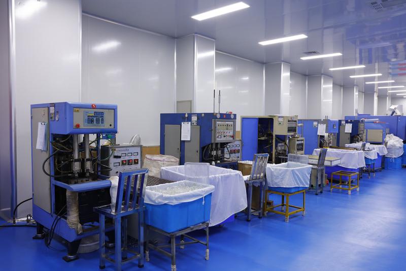 Verified China supplier - Taizhou Huadong Plastic Packaging Co., Ltd.