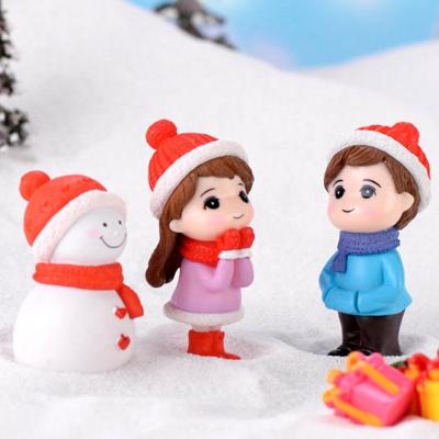 China Toy Cake Topper Miniature Ornaments Cartoon Home Decor Wedding Stock PVC Anime Boy Girl Couple Christmas Snowman for sale