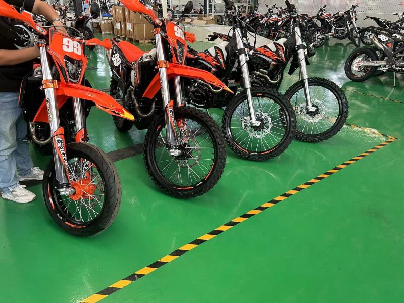 Проверенный китайский поставщик - Chongqing Qiyuan Motorcycle Co., Ltd