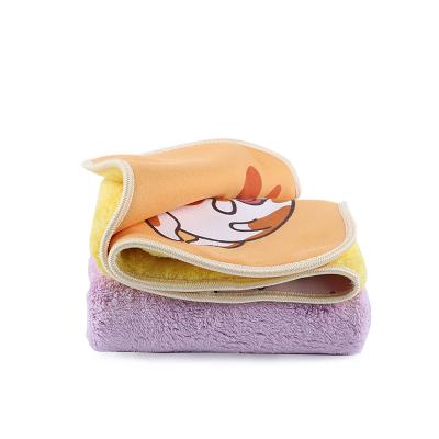 China POP DUCK Wholesale Viable Pet Cleaning Microfiber Large Dog Bathrobe Custom Water Absorbing Dog Towel for sale