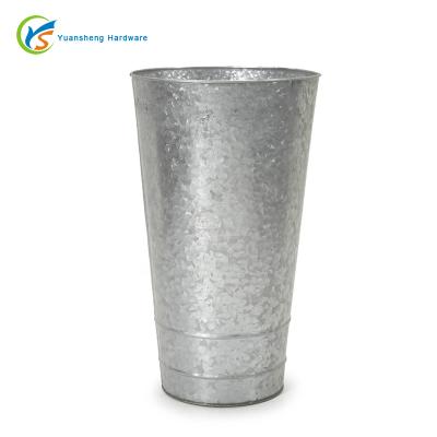 China Eco - Friendly Tall Metal Galvanized French Flower Bucket For Garden Decor for sale