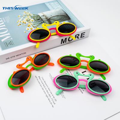 China Fashion 2022 Trend Cute Animal Sunglasses Double Yellow Duck Sports Sunglasses Little Girls Sunglasses Children for sale