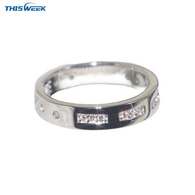 China Simplicity Diamond Personalized Design Ring High Quality 925 Sterling Silver Crystal Rings for sale