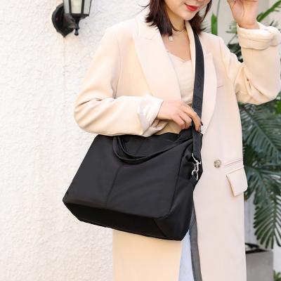 China New Fashion Hot Sale Design Large Capacity Custom Waterproof Nylon Hobo Bags Shoulder Tote Handbag For Women for sale